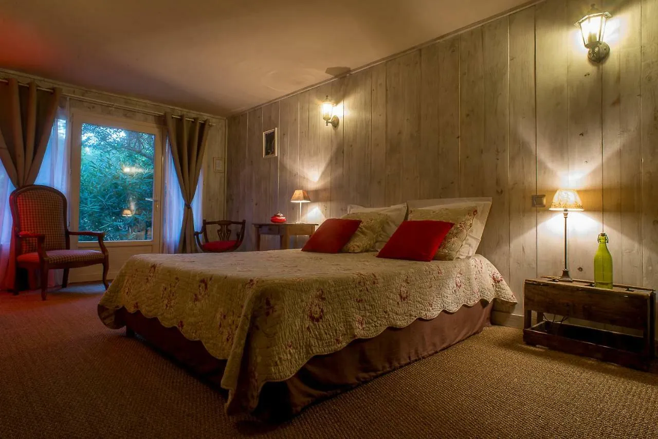Domaine Jobert Bed and Breakfast Aubagne 2*,
